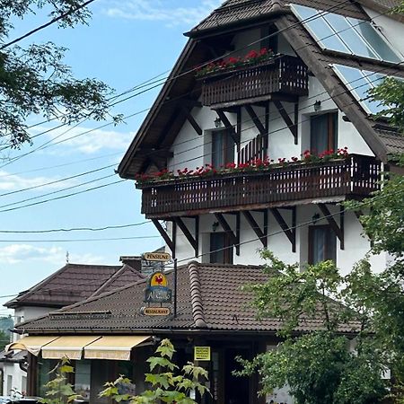 Trattoria Al Gallo 브란 외부 사진